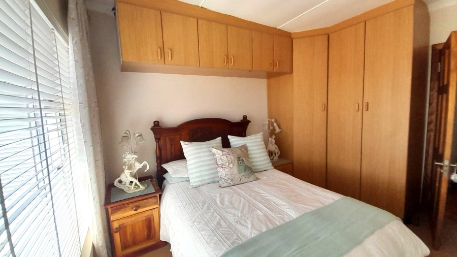 3 Bedroom Property for Sale in Campher Park Eastern Cape